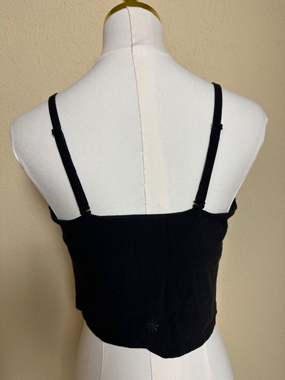 Athleta Black Ruched Cutout Crop Top - Picture 6 of 7